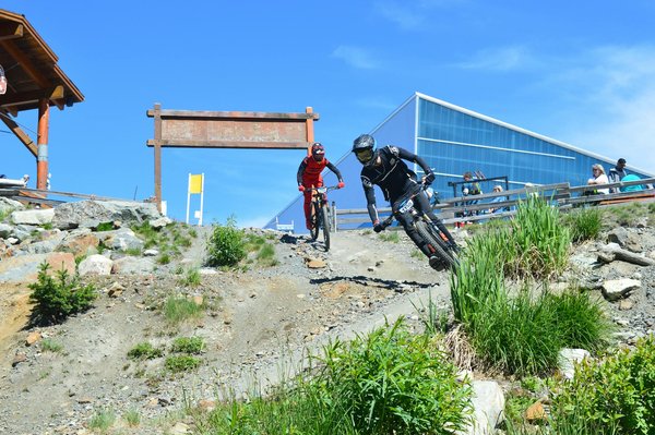 Proven strategies to overcome burnout for uk esports gamers: a guide to thriving in competitive play